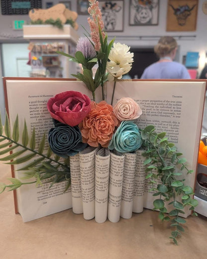 Floral Book Art Workshop 📖🌸