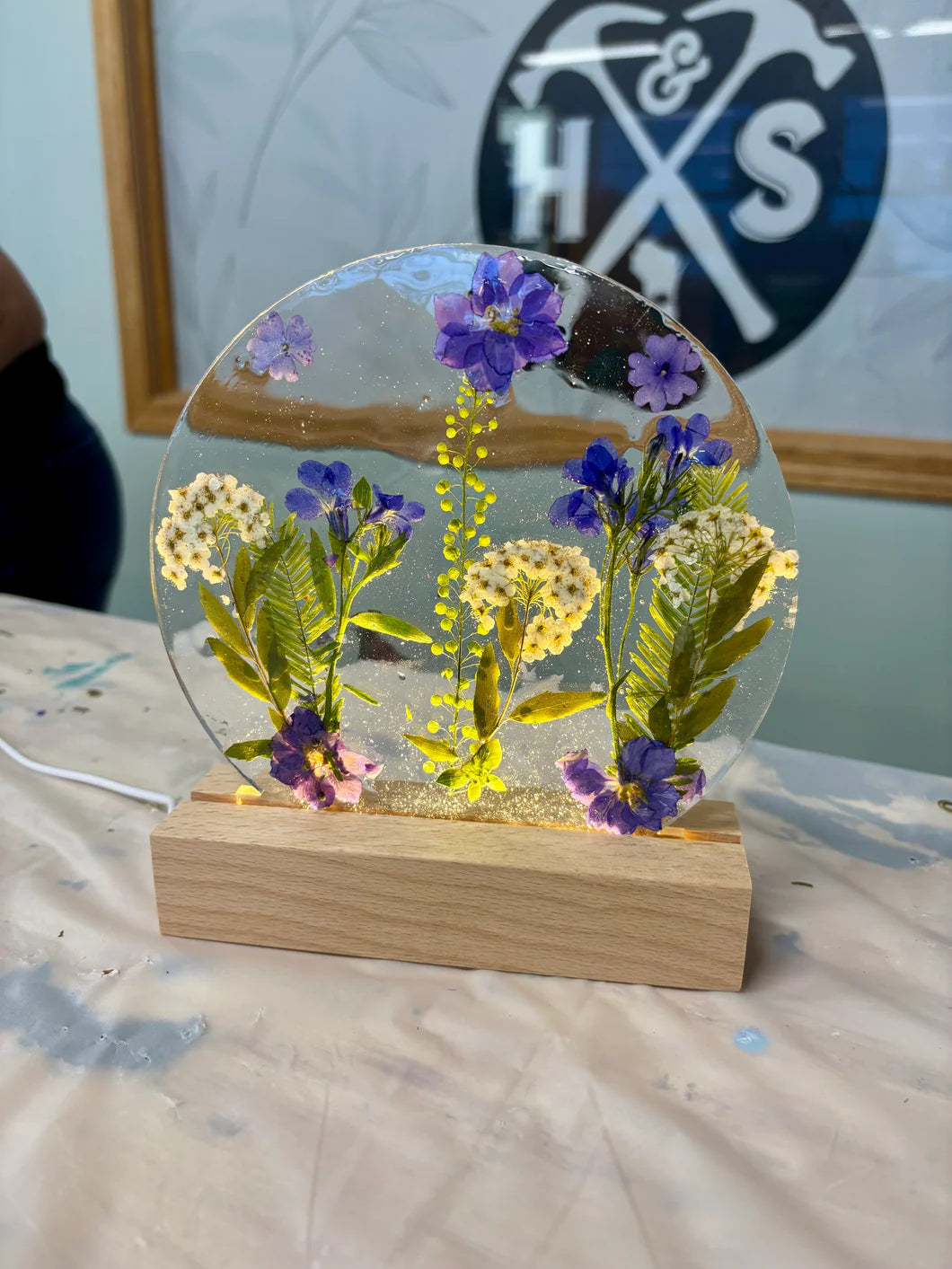 Pressed Flower Table Top Night Light Workshop