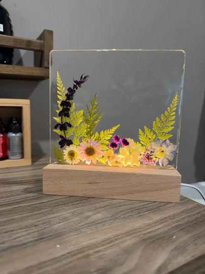 Pressed Flower Table Top Night Light Workshop